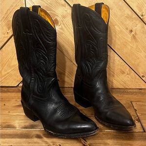 FRYE F973  Black Pull On Cowboy boot